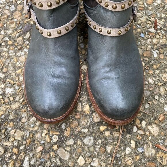 Alberto Fermani belted studded ankle biker boots 36 - Picture 4 of 6